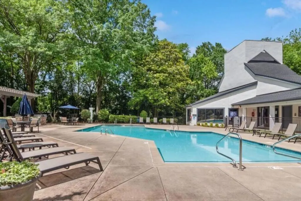 Deluxe Luxury & Convenience Apartment Charlotte United States