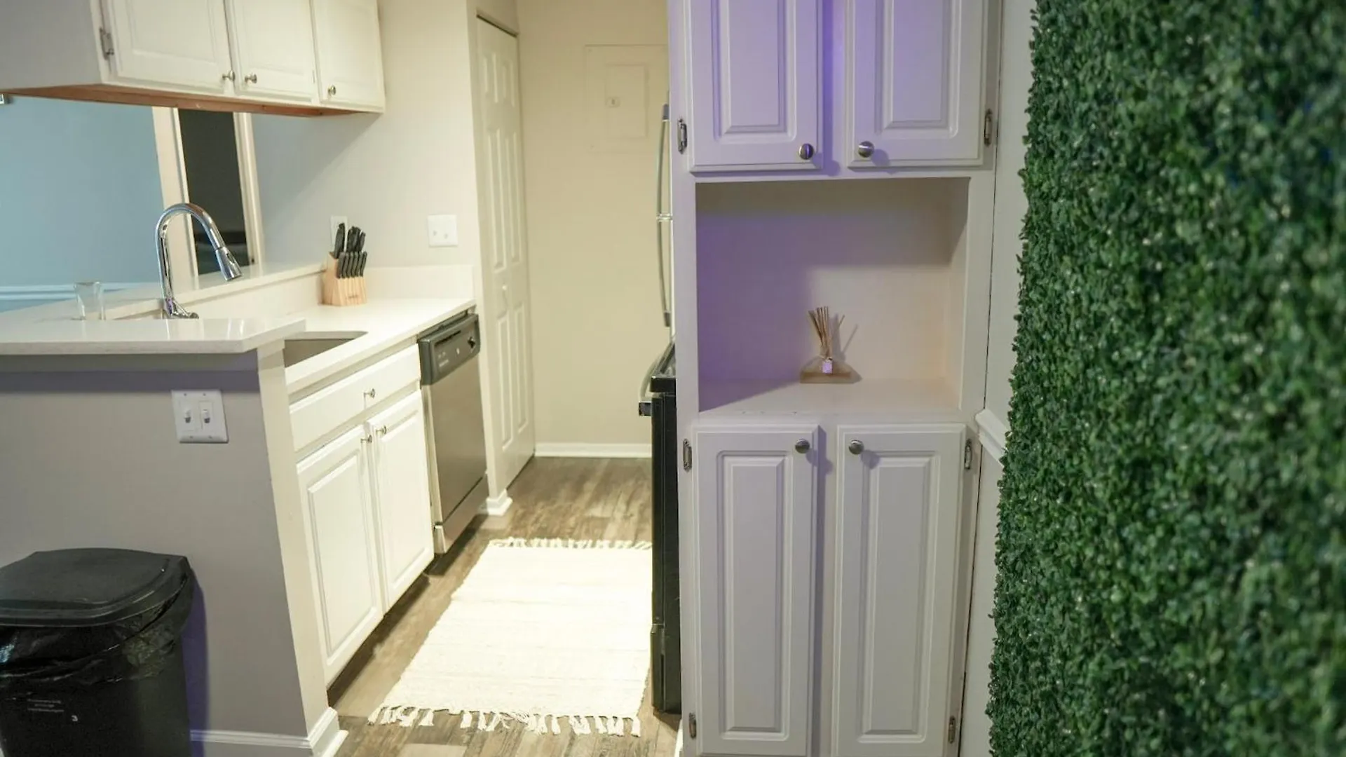 Deluxe Luxury & Convenience Apartment Charlotte