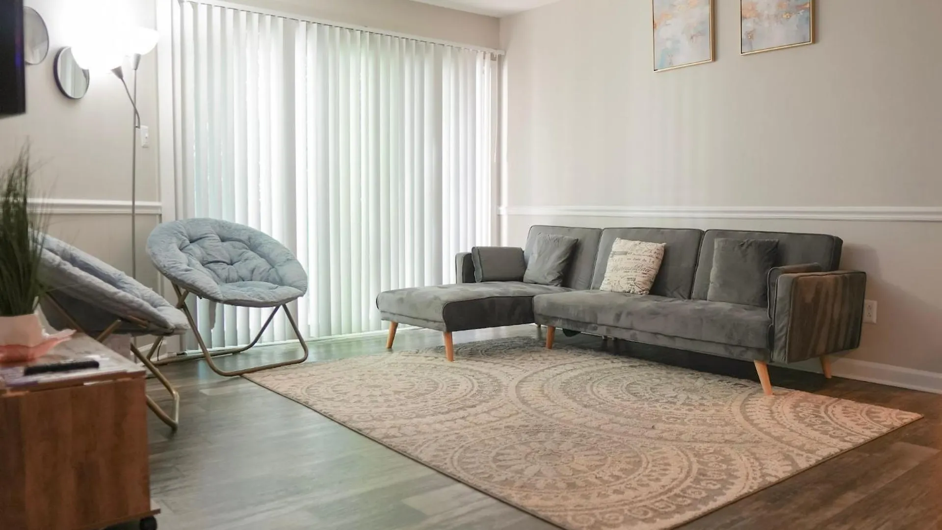 Deluxe Luxury & Convenience Apartment Charlotte